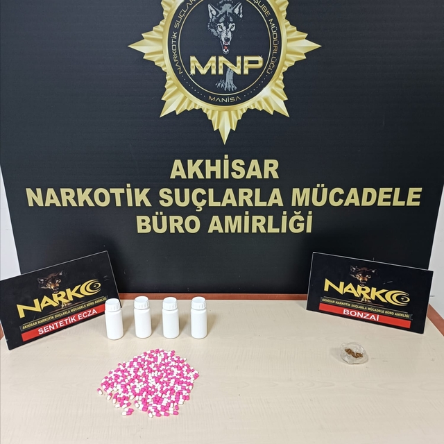 Manisa'da uyuşturucu operasyonunda 3 şüpheli tutuklandı