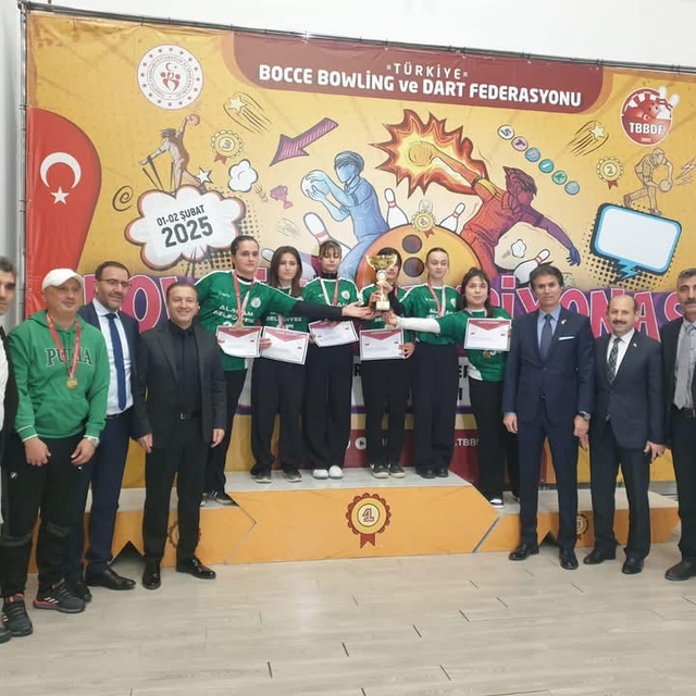 Okul Sporları Bowling Türkiye Şampiyonası'nda ilk iki derece Alaçam ekipler...
