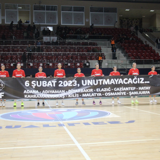 A Milli Kadın Basketbol Takımı, İzlanda'yı da yenerek 5'te 5 yaptı