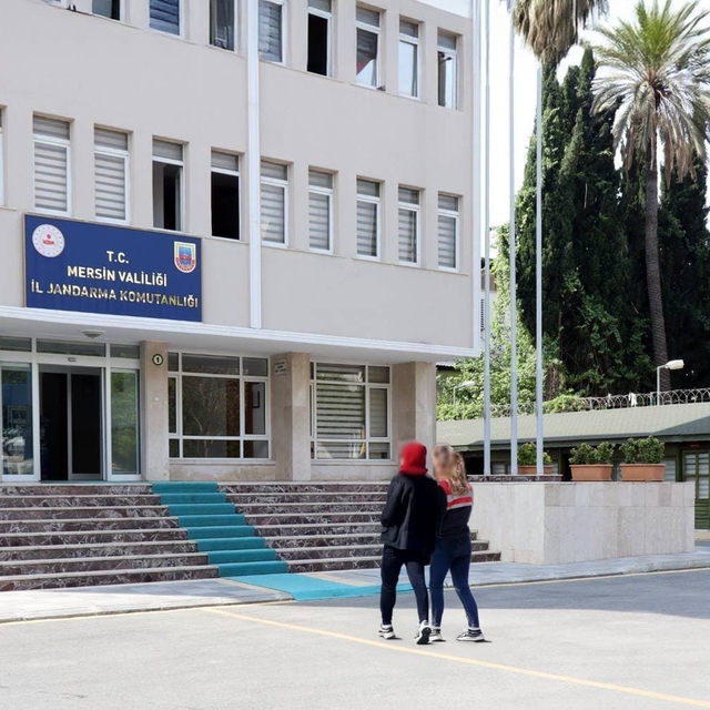 Mersin'de 6 yıl hapisle aranan FETÖ firarisi yakalandı