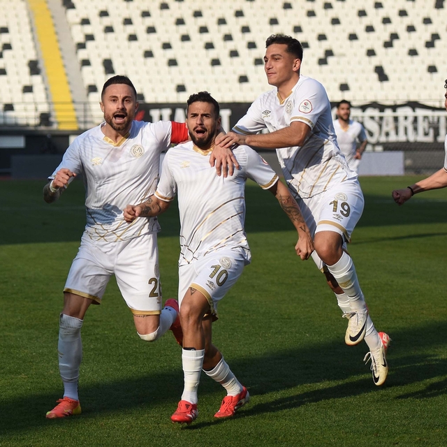 Manisa FK önemli deplasmanda