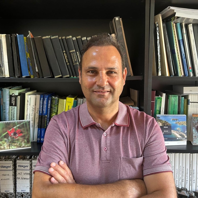 Deniz biyoloğu Prof. Dr. Taşkın, Marmara'da görülmeye başlanan müsilajı değ...