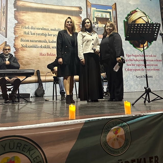 Mersin'de 6 Şubat depremlerinde hayatını kaybedenler anıldı