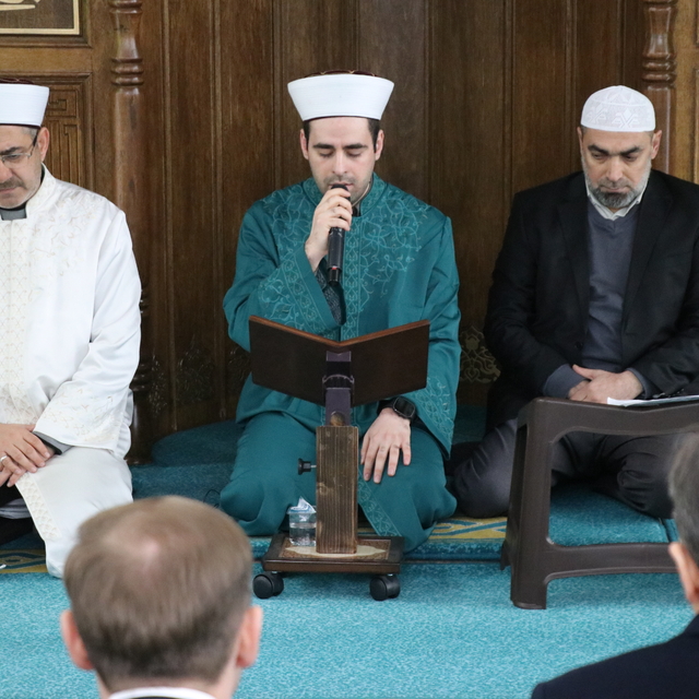 Siirt'te Kahramanmaraş merkezli depremlerde hayatını kaybedenler için mevli...