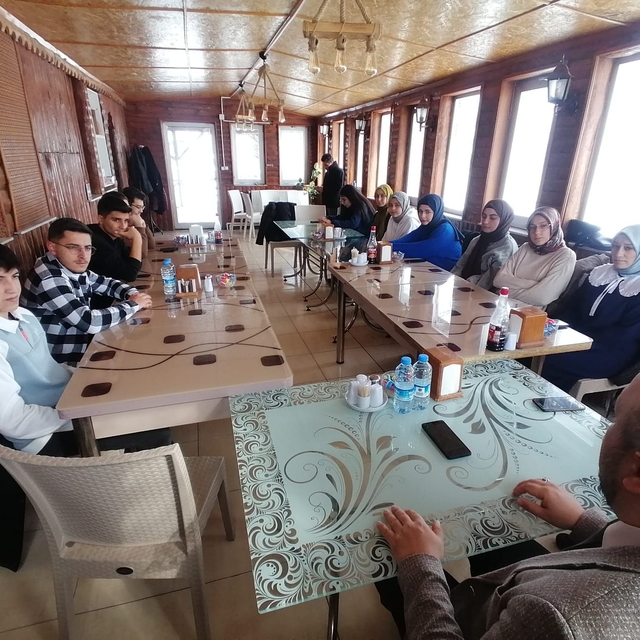 Ulaş'ta "Genç Gönüller Çocuk Gönüllerle Buluşuyor Projesi" kapsamında istiş...