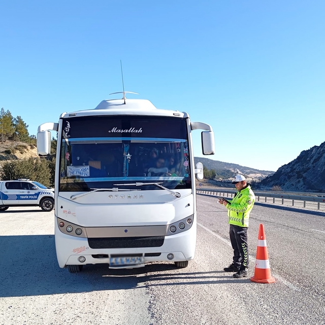 Antalya'da helikopter ve dron destekli trafik denetimi yapıldı