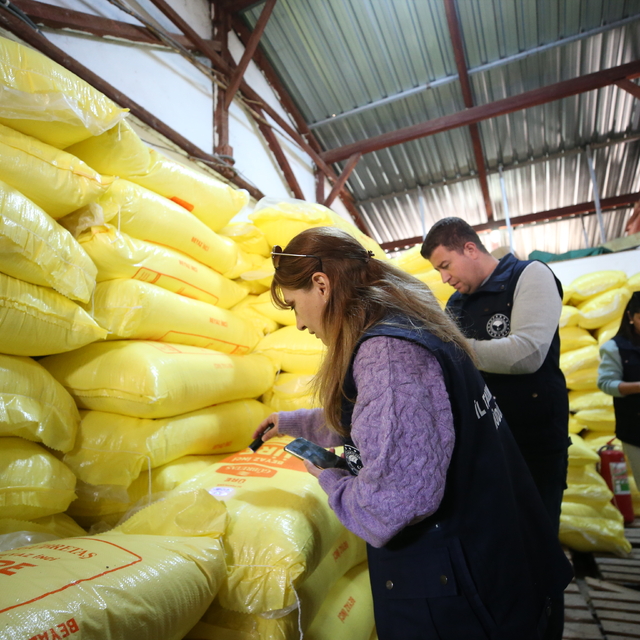 Çanakkale'de gübre bayileri ve üretim tesisleri denetlendi