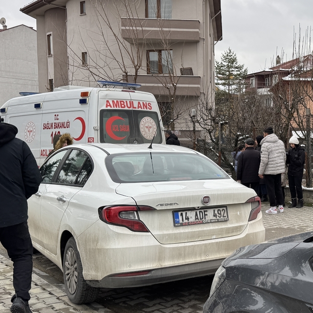 Bolu'da bir kişi bıçakla yaralandı