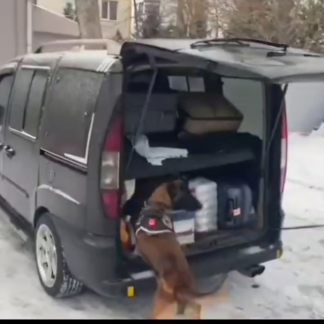 Niğde'de hafif ticari araçta 15 kilo sentetik uyuşturucu ele geçirildi; 2 t...