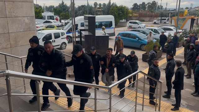 Mersin'de suç örgütü çökertildi: 15 tutuklama
