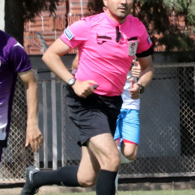 Hakeme hakaret eden antrenöre ceza