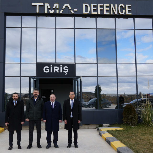 Mustafa Varank, TMA Savunma Fişek Fabrikası'nı gezdi