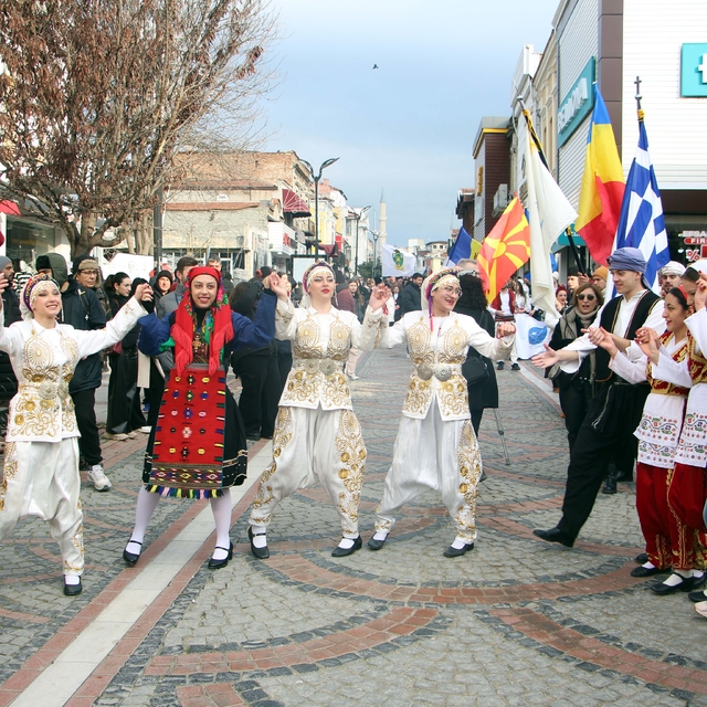 Edirne'de Balkan Halk Oyunları Festivali