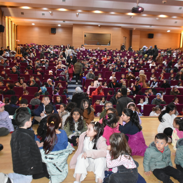 Boyabat'ta çocuklara yönelik sinema etkinliği düzenlendi