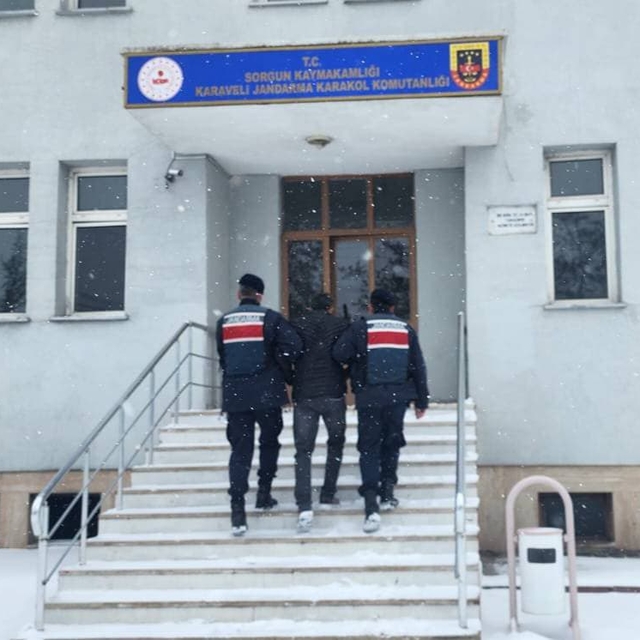 Yozgat'ta çeşitli suçlardan aranan 2 şüpheli yakalandı