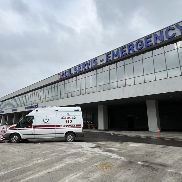 Sokakta 25 günlük erkek bebek bulundu