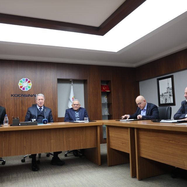 Kayseri'nin ulaşımı Kocasinan'da ele alındı