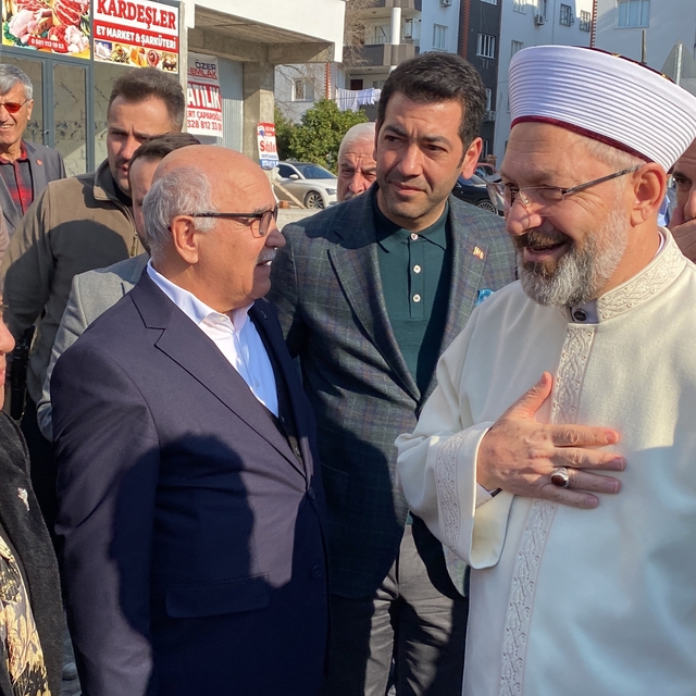 Ali Erbaş: Gençlik, devletimizin ve milletimizin en büyük hazinesi