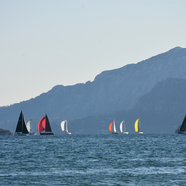 Yat yarışlarında Marmaris MIYC Kış Trofesi'nin 2. ayağı başladı