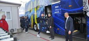 Fenerbahçe kafilesi, Alanya'ya geldi