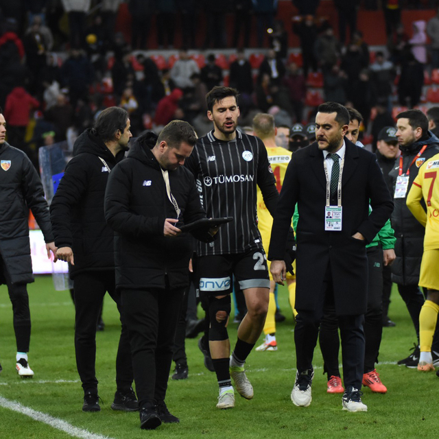 Kayserispor - Konyaspor maçı sonunda Konyaspor cephesi isyanda