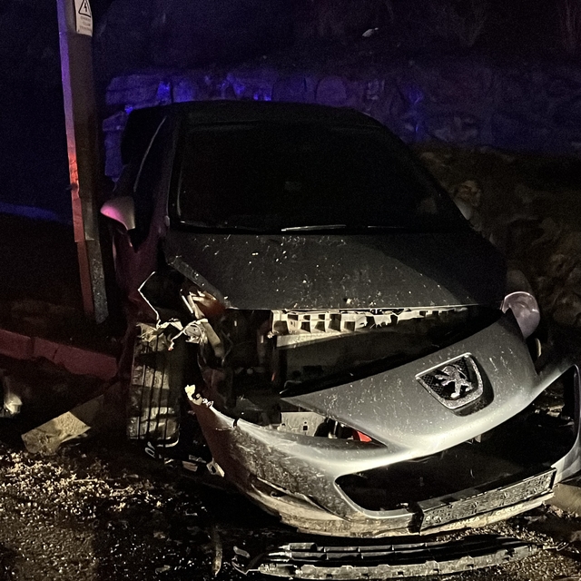 Gebze'de 2 otomobil çarpıştı: 5 yaralı