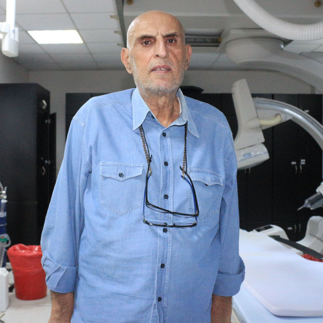 7 yıldır karaciğerine bağlı kateterden operasyonla kurtuldu