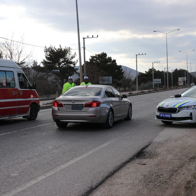Eskişehir'de trafik denetiminde kural ihlali yapan 539 araç için cezai işle...