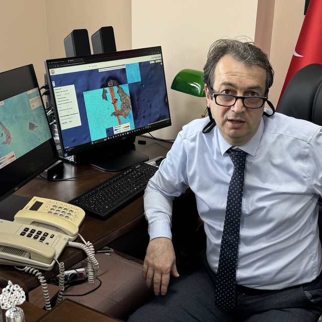 Zonguldak'ta geliştirilen yazılımla Santorini Adası'ndaki sismik aktivite v...
