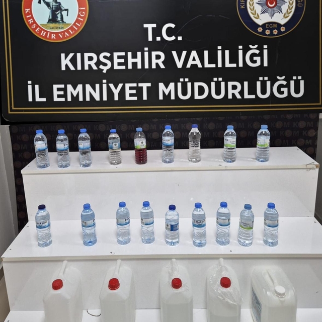 Kırşehir'de 24 litre sahte içki ve 10 litre etil alkol ele geçirildi