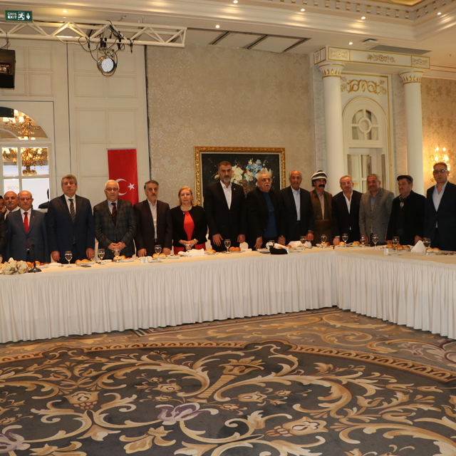 Kadim Aşiretler Federasyonu Genel Başkanı Aslan: PKK silah bırakma iradesin...