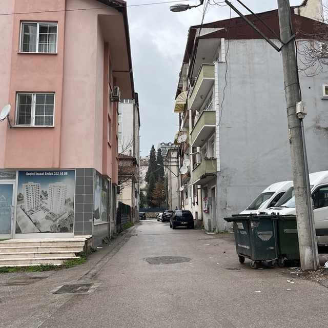 25 günlük erkek bebeği sokağa annesi bırakmış