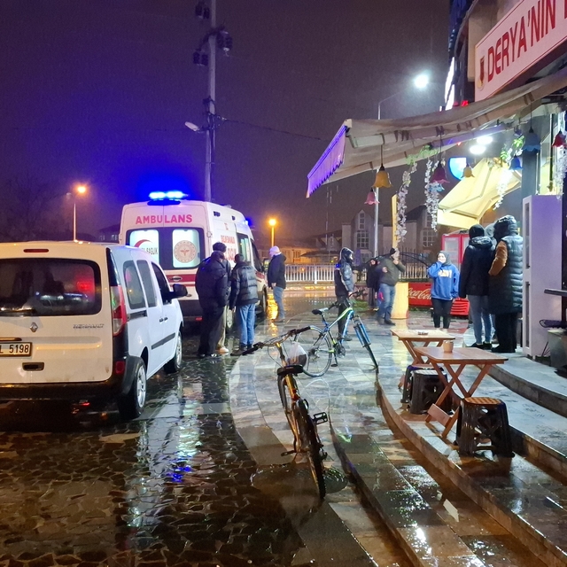 Tekel büfesi sahibini tabancayla vurup kaçtı