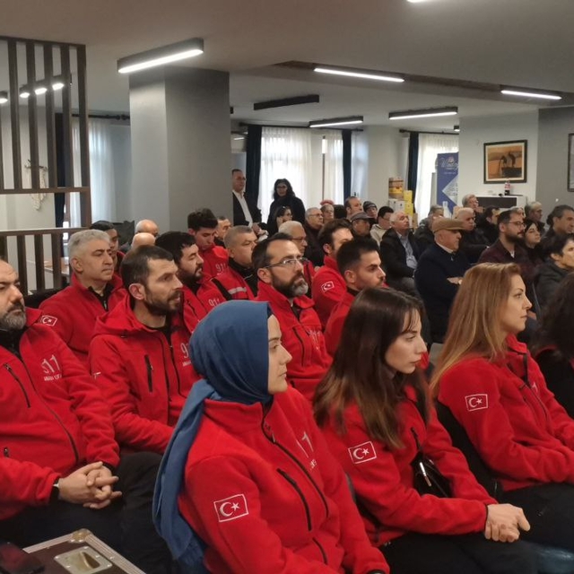 Mudanya'da deprem panelleri düzenlendi