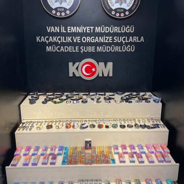 Van'da kaçakçılık operasyonlarında 26 şüpheli hakkında işlem yapıldı