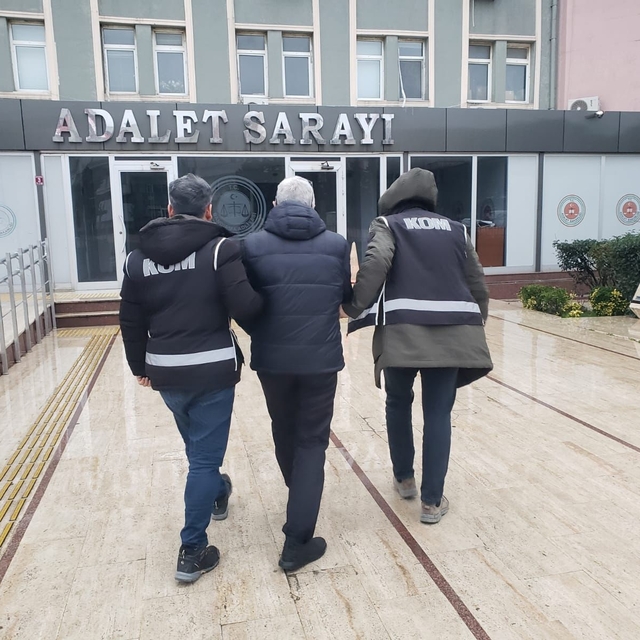 Balıkesir'de firari FETÖ hükümlüsü yakalandı