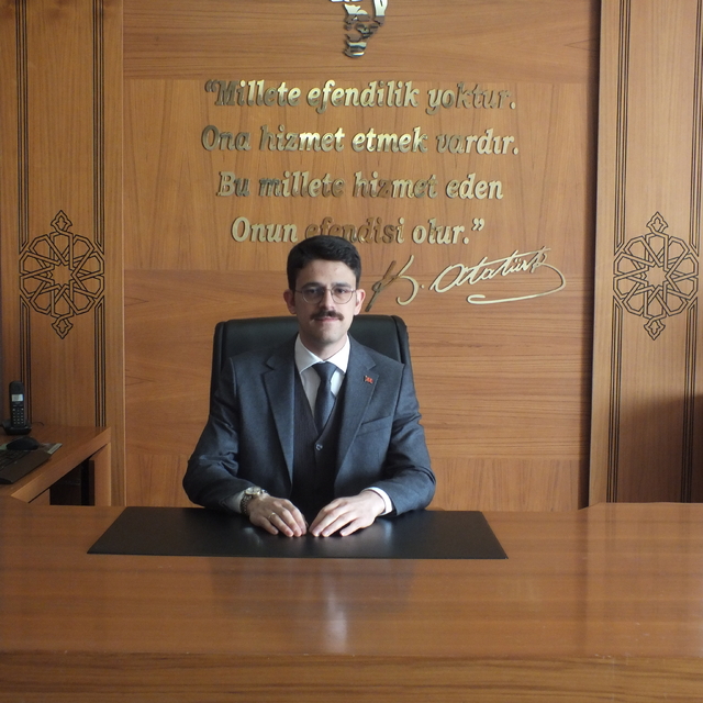 Ulaş Kaymakamı Eskimez, görevine başladı