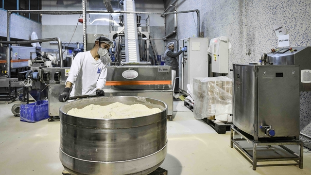 Ankara'da fire ekmeklerden üretilen atıştırmalıklar, Halk Ekmek büfelerinde satılacak