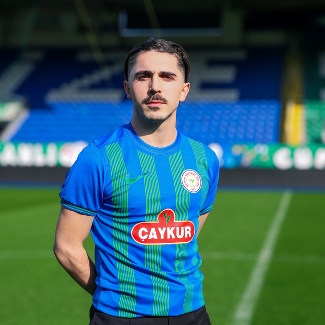 Çaykur Rizespor, Abdülkadir Ömür'ü transfer etti