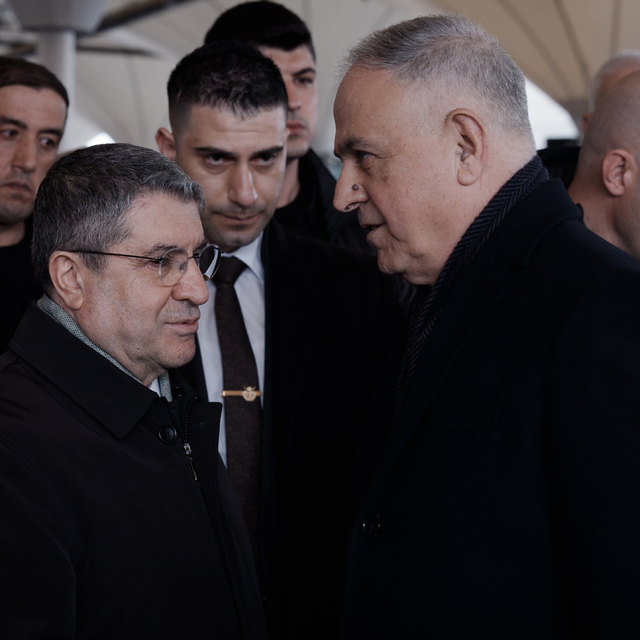 Kara Kuvvetleri Komutanı Orgeneral Bayraktaroğlu'nun annesi son yolculuğuna...