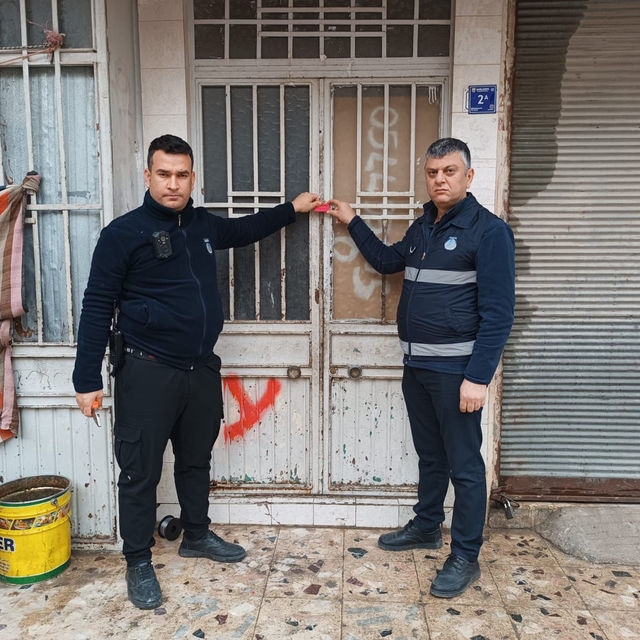 Şanlıurfa'da hijyen kurallarına uymayan tatlıcı mühürlendi