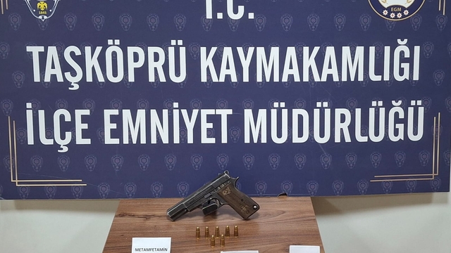 Kastamonu'da uyuşturucuyla yakalanan 4 şüpheli gözaltına alındı