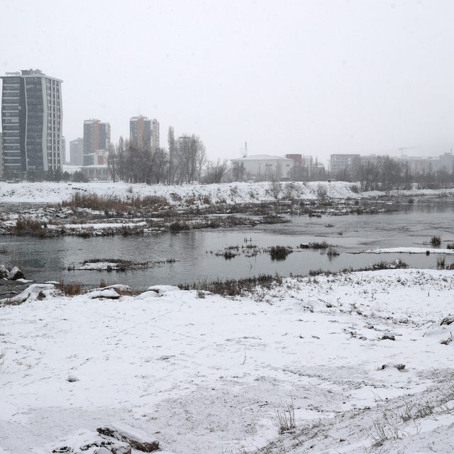 Sivas'ta kar etkili oluyor