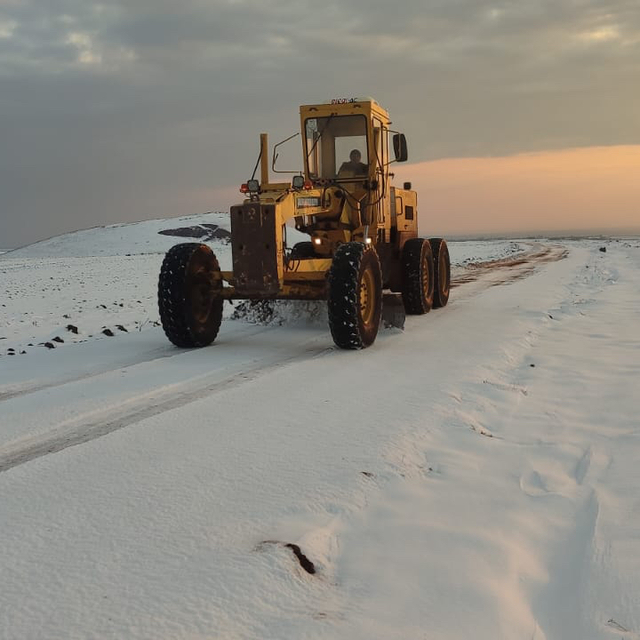 Şanlıurfa'da kardan kapanan 250 kilometre yol ulaşıma açıldı
