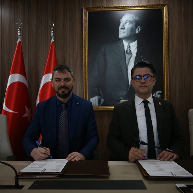 ÇOMÜ'de İŞKUR Gençlik Programı protokolü imzalandı