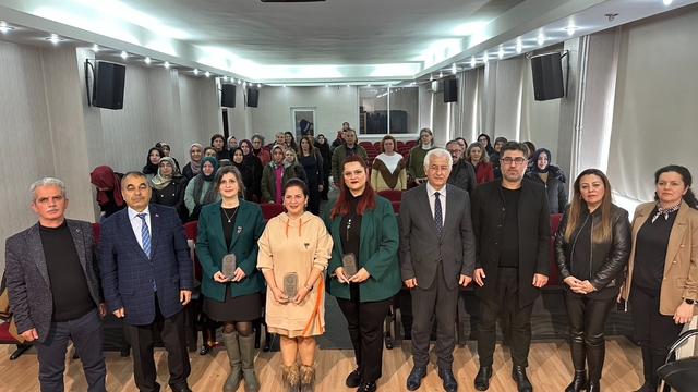 Kayseri'de "Atık Yönetiminde Sıfır Atık ve Sürdürülebilirliğe Bakış" paneli düzenlendi