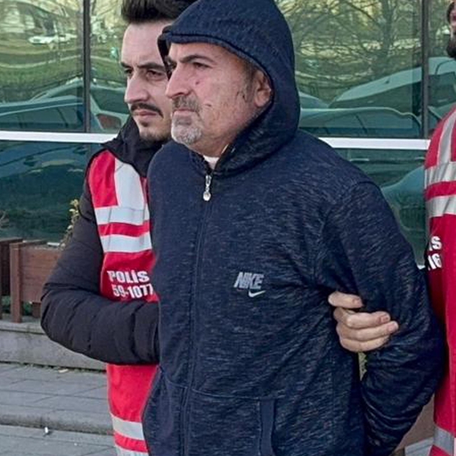 Tekirdağ'da 13 yaşındaki kız ölü, babası ağır yaralı bulundu (3)