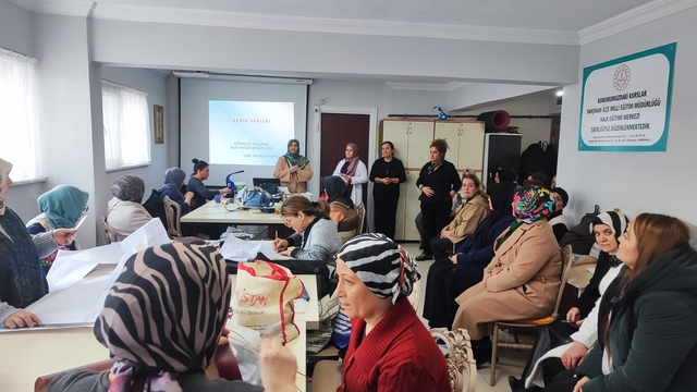 Yahşihan'da "Kadın Sağlığı ve İlk Yardım" eğitimi düzenlendi