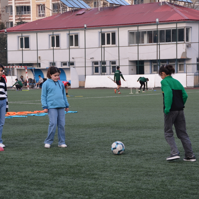 Bitlis'te kız futbol takımı, Türkiye şampiyonluğunu hedefliyor