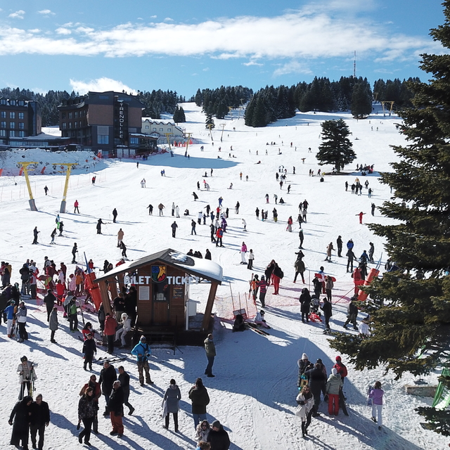 Uludağ'a 40 günde 1 milyon 100 bin tatilci